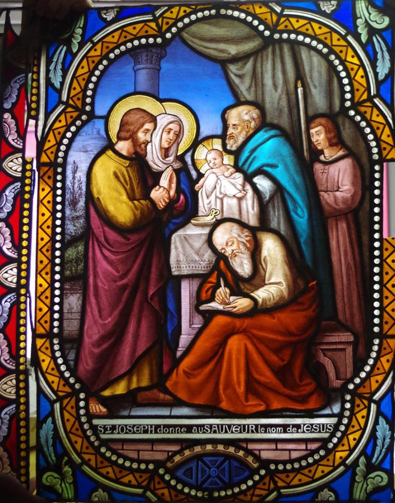 9-vitrail saint joseph nomme jesus