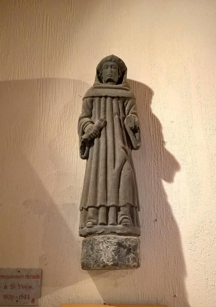 statue de Saint Yves